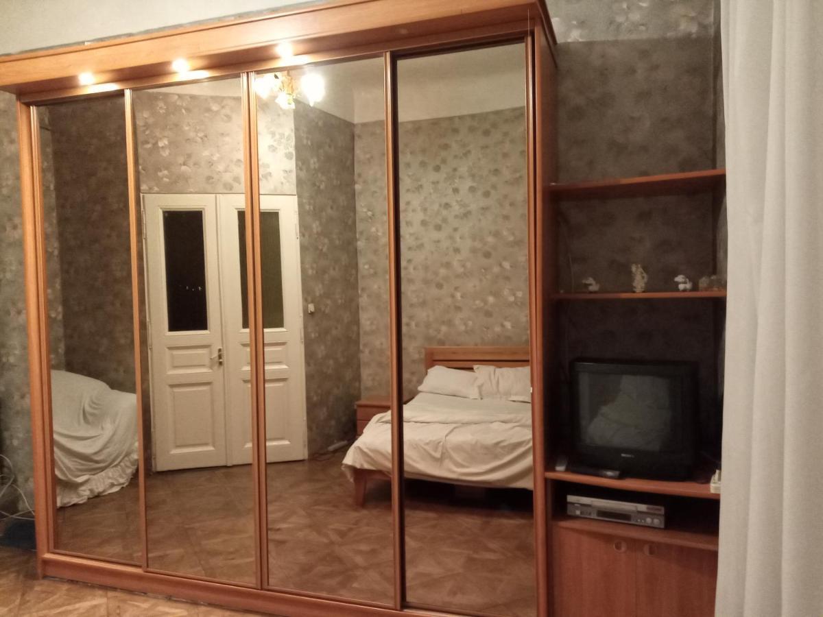 شقة Lviv Of Open Hearts المظهر الخارجي الصورة